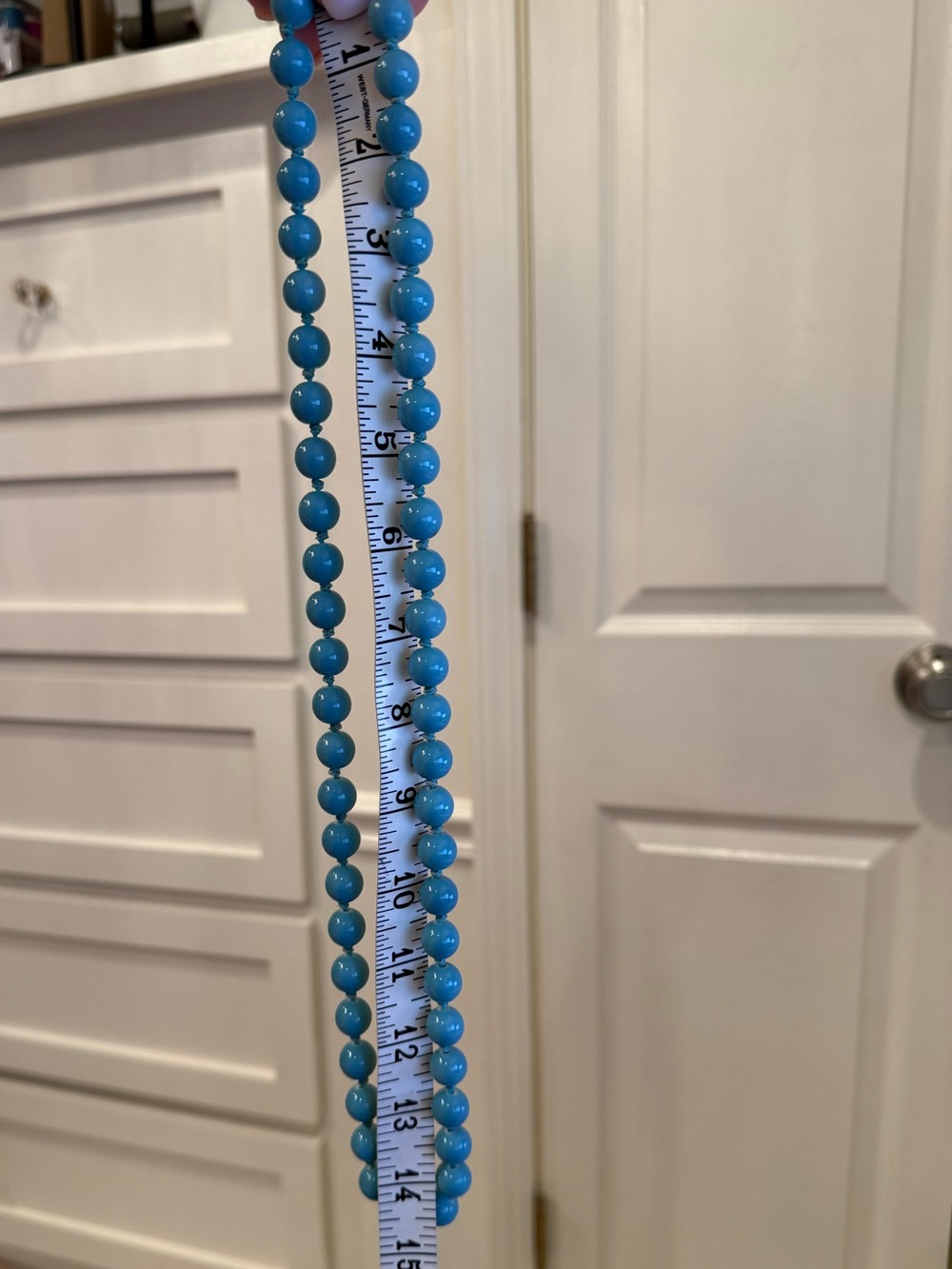 Vintage teal blue glass beads - Picture 11 of 11